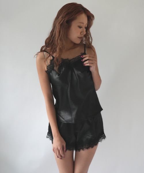 Jelly moo（ジェリームー）の「【 Jelly moo / ジェリームー 】 グロッシー シャイニーレース セットアップ（キャミソール・レディース・ブラック/スモークピンク/バーガンディー/シャンパン・FREE）」の5枚目の写真