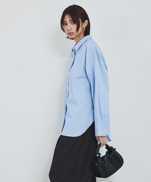 abahouse mavie（アバハウスマヴィ）の「【定番】スタンダードシャツ/春服/羽織り/レイヤード/着回し（シャツ/ブラウス・レディース・ブルー/ホワイト/サックスブルー・フリー）」の13枚目の写真