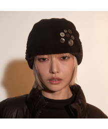 PORTERNA（ポルテナ）の「BUTTON BRAID STRAP KNIT BEANIE-BLACK（ニットキャップ/ビーニー）」