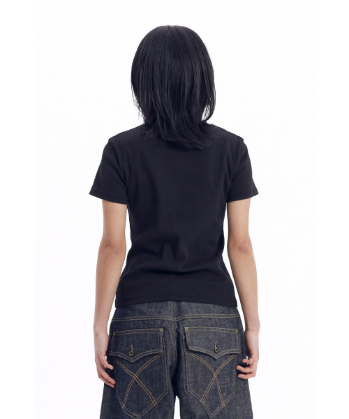 AAKAM(アーカム)の「Crack Henry Neck Half Top (Black)(Tシャツ/カットソー・レディース・その他・1/2)」の5枚目の写真