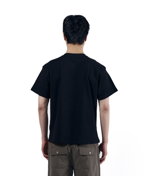 AAKAM(アーカム)の「Crack Henry Neck Half Top (Black)(Tシャツ/カットソー・レディース・その他・1/2)」の11枚目の写真