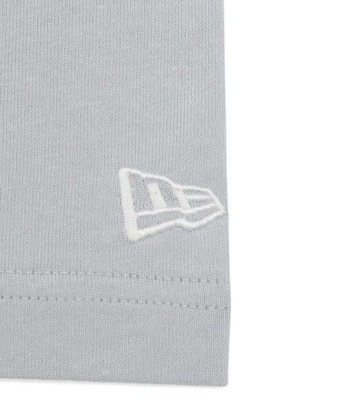NEW ERA(ニューエラ)の「ニューエラアパレル 半袖Tシャツ 筆記体ロゴ バックプリントONSPOTZ別注(Tシャツ/カットソー・メンズ・ストーン/ホワイト/グレー/ブラック・XXL/S/M/XL/L)」の8枚目の写真