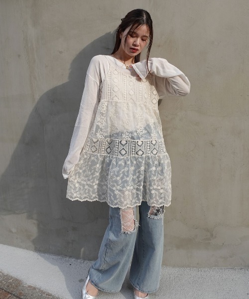 CORNERS(コーナーズ)の「レースキャミチュニック(キャミソール・レディース・アイボリー/ブラック・M)」の1枚目の写真