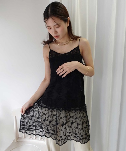 CORNERS(コーナーズ)の「レースキャミチュニック(キャミソール・レディース・アイボリー/ブラック・M)」の3枚目の写真