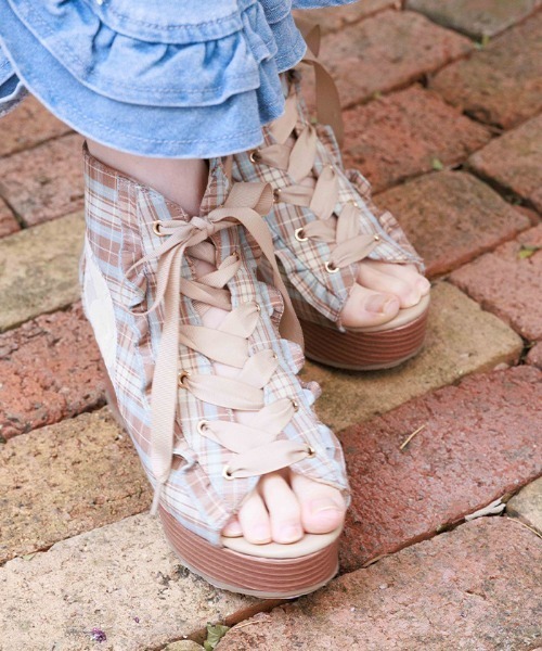 axes femme(アクシーズファム)の「レースアップブーサン(サンダル・レディース・ブラック/サックスブルー/ベージュ/ブルー・LARGE/MEDIUM)」の3枚目の写真