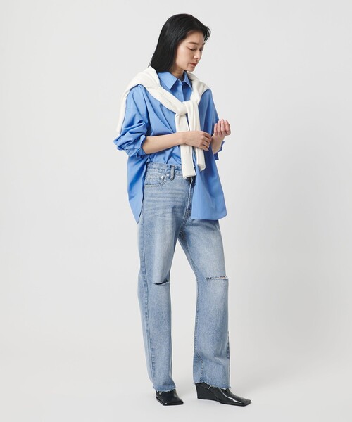 MARW UNITED ARROWS（マルゥ ユナイテッドアローズ）の「＜MARW UNITED ARROWS＞クラッシュ デニム パンツ（デニムパンツ・レディース・ライトブルー・36/38）」の4枚目の写真