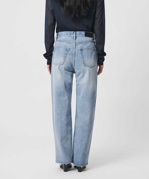 MARW UNITED ARROWS（マルゥ ユナイテッドアローズ）の「＜MARW UNITED ARROWS＞クラッシュ デニム パンツ（デニムパンツ・レディース・ライトブルー・36/38）」の9枚目の写真