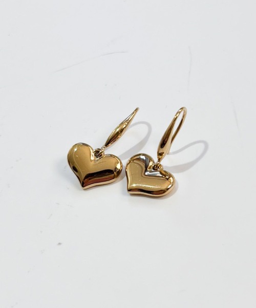 yu-ka(ユーカ)の「YU-KA:メタルハートフックピアス Metal Heart Hook Earrings(ピアス(両耳用)・レディース・ゴールド・FREE)」の3枚目の写真