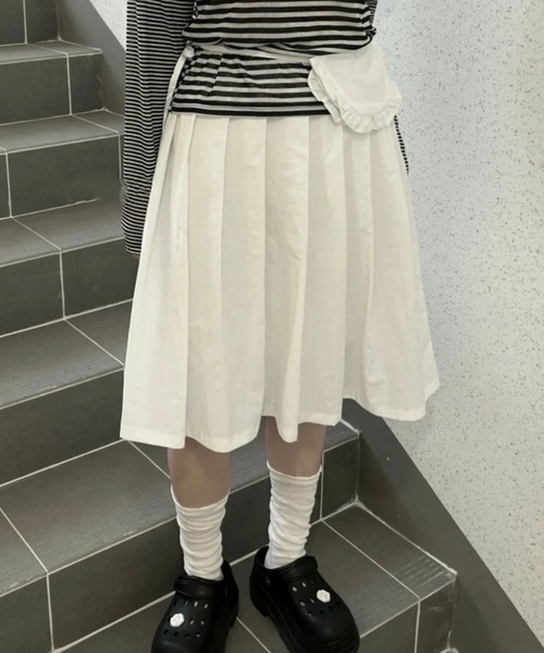 Lis ardent(リスアルダン)の「2点セット プリーツスカート×ベルトポーチバッグ(スカート・レディース・グレー/ブラック/ホワイト・M)」の1枚目の写真