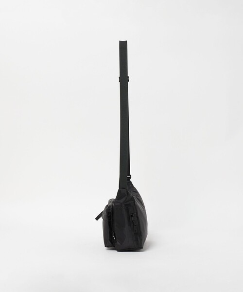UNITED ARROWS(ユナイテッドアローズ)の「<LC by LOWERCASE>RIPSTOP SHOULDER BAG LC04R/ショルダーバッグ(ショルダーバッグ・メンズ・ブラック・FREE)」の4枚目の写真
