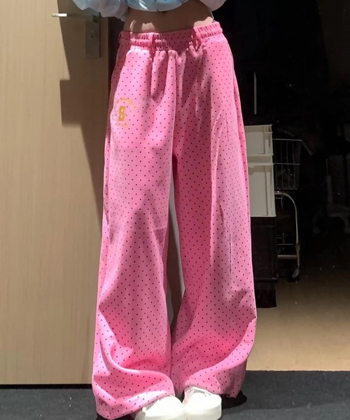 AsheKsha(アシクシャ)の「水玉柄のワイドパンツ(スウェットパンツ・レディース・ピンク・M)」の6枚目の写真