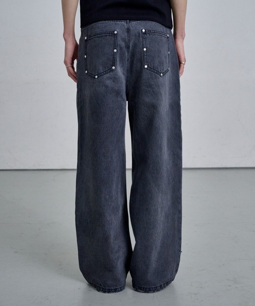 THE CLE(ザクレ)の「STUDS DENIM / スタッズデニム(デニムパンツ・メンズ・ブラック/グレー/ブルー・LARGE/MEDIUM/SMALL)」の7枚目の写真