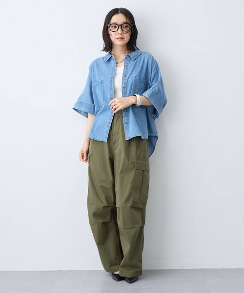 anyfee(エニフィー)の「【anyfee/大きいサイズ】ロールアップオーバーサイズデニムシャツ(シャツ/ブラウス・レディース・ブラック/ブルー・3L/LL/5L/4L)」の10枚目の写真