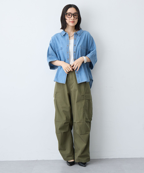 anyfee(エニフィー)の「【anyfee/大きいサイズ】ロールアップオーバーサイズデニムシャツ(シャツ/ブラウス・レディース・ブラック/ブルー・3L/LL/5L/4L)」の12枚目の写真