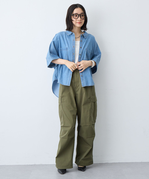 anyfee(エニフィー)の「【anyfee/大きいサイズ】ロールアップオーバーサイズデニムシャツ(シャツ/ブラウス・レディース・ブラック/ブルー・3L/LL/5L/4L)」の13枚目の写真
