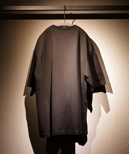TROVE(トローヴ)の「TROVE / ORGANIC COTTON POCKET T-SHIRT(Tシャツ/カットソー・メンズ・スミクロ/ネイビー・1/3)」の7枚目の写真