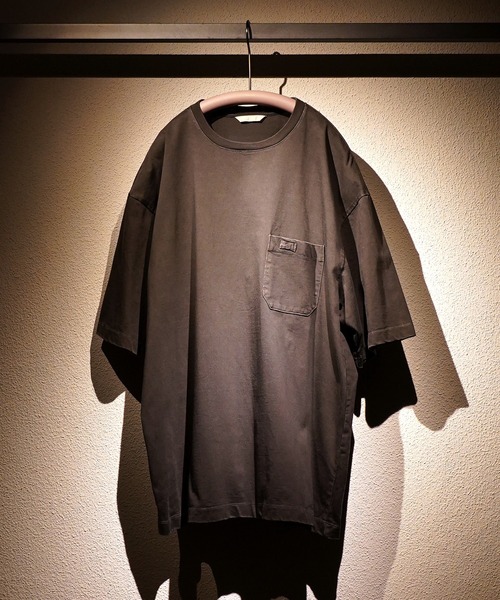 TROVE(トローヴ)の「TROVE / ORGANIC COTTON POCKET T-SHIRT(Tシャツ/カットソー・メンズ・スミクロ/ネイビー・1/3)」の8枚目の写真