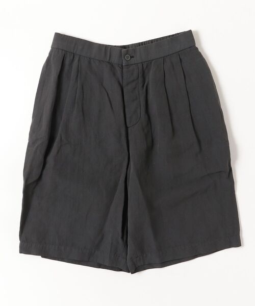ATON(エイトン)の「【ATON】COTTON LINEN VOILE TWO TUCKED EASY SHORTS(その他パンツ・メンズ・ダークグリーン/ブラック・6/4)」の2枚目の写真