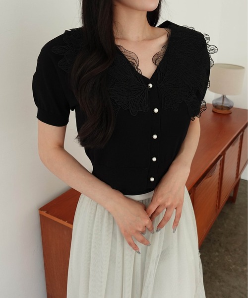 SOELA(ソエラ)の「レースカラー半袖ニットカーディガン(カーディガン/ボレロ・レディース・ピンク/ブラック/アイボリー/ネイビー系・FREE)」の6枚目の写真