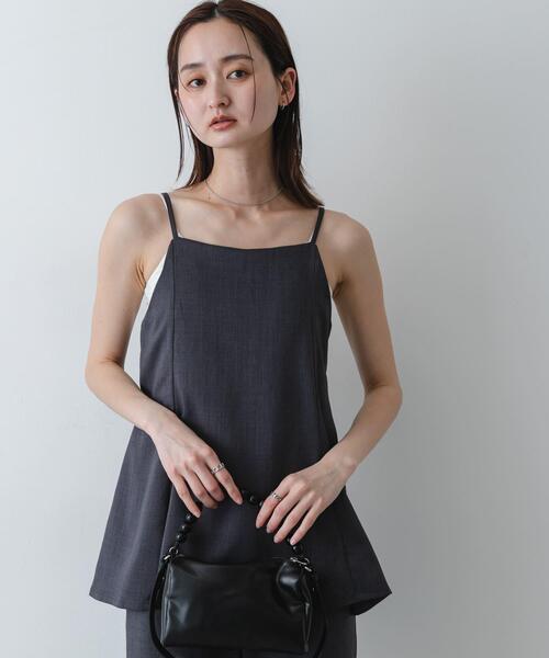 SENSE OF PLACE by URBAN RESEARCH(センスオブプレイスバイアーバンリサーチ)の「フレアキャミドッキングオールインワン(その他パンツ・レディース・ベージュ/チャコールグレー・MEDIUM/SMALL)」の4枚目の写真