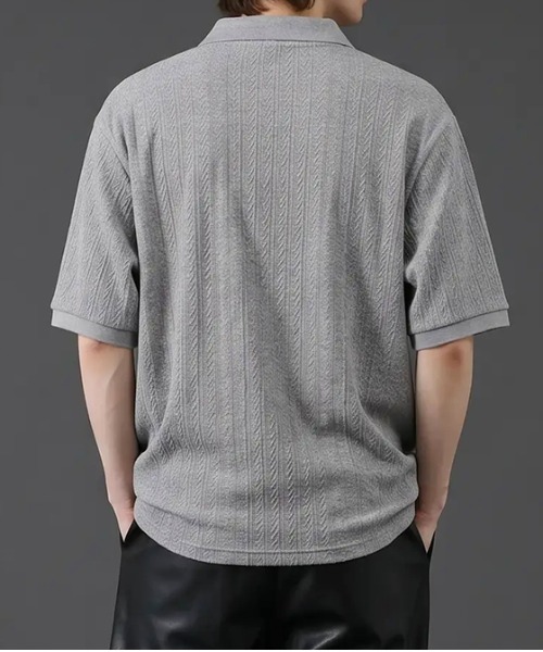 revertical(リバーティカル)の「リブジャガード 半袖ポロシャツ/ストライプ編み テクスチャーポロトップス(Tシャツ/カットソー・メンズ・グレー/ブラック・MEDIUM/LARGE)」の9枚目の写真