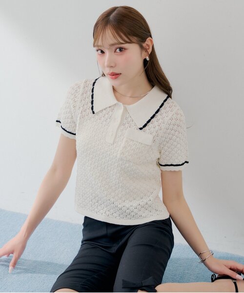 Chico(チコ)の「【SALON by Chico】クロシェポロ袖ラインサマーニット(ニット/セーター・レディース・ブルー/ブラック/アイボリー・FREE)」の4枚目の写真