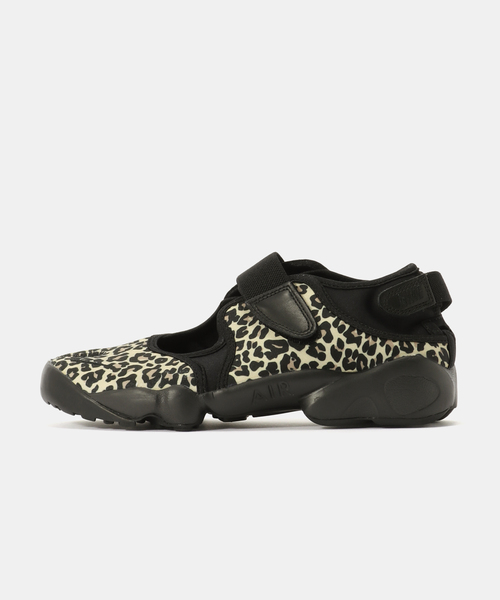 NIKE WMNS AIR RIFT IR5696-010（スニーカー）｜NIKE（ナイキ）の