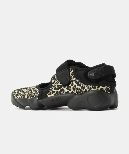 NIKE WMNS AIR RIFT IR5696-010（スニーカー）｜NIKE（ナイキ）の