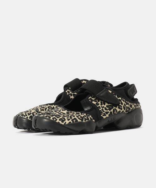 NIKE（ナイキ）の「NIKE WMNS AIR RIFT IR5696-010（スニーカー・レディース・マルーン・25cm/24cm/23cm）」の7枚目の写真