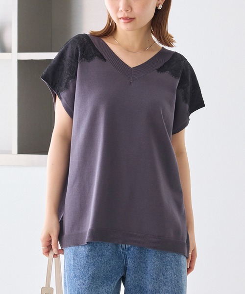 LAVEANGE（ラビアンジェ）の「配色レースVネックサマーニット｜大人フェミニン/上品レース配色/華奢見え/半袖ニット/体系カバー（ニット/セーター・レディース・ブラウン/チャコールグレー・F/3L/4L）」の3枚目の写真