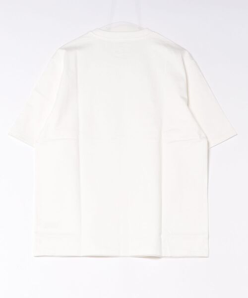 A.P.C.（アーペーセー）の「T-SHIRT DOUG（Tシャツ/カットソー・メンズ・ブラック/ブルー/ベージュ・XL/L/XS/M/S）」の4枚目の写真