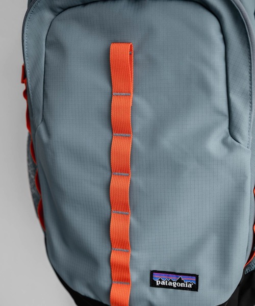 patagonia(パタゴニア)の「Patagonia パタゴニア REFUGIO DAY PACK 26L A4収納可能大容量リュック/バックパック(バックパック/リュック・メンズ・チャコール/ブラック/ブルー・FREE)」の22枚目の写真
