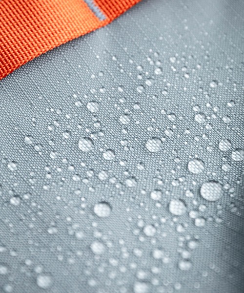 patagonia(パタゴニア)の「Patagonia パタゴニア REFUGIO DAY PACK 26L A4収納可能大容量リュック/バックパック(バックパック/リュック・メンズ・チャコール/ブラック/ブルー・FREE)」の9枚目の写真