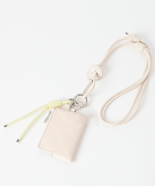 LOWRYS FARM(ローリーズファーム)の「【サイズ調節可能】ケースチャーム付きモバイルストラップ 1044969/GOODS(スマホグッズ・レディース・ブラック/オフホワイト・FREE)」の14枚目の写真