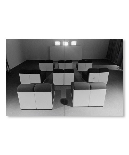 VILLA BOOKS(ヴィラ ブックス)の「MULTIPLE OFFERINGS by Theresa Hak Kyung Cha(本・メンズ・その他・FREE)」の9枚目の写真