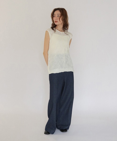 CLEIO(クレイオ)の「【CLEIO】リンクルシアーニットトップス WRINKLE SHEER KNIT TOPS(Tシャツ/カットソー・レディース・アイボリー/チャコールグレー/ベージュ/レッド/ライトグリーン・FREE)」の13枚目の写真