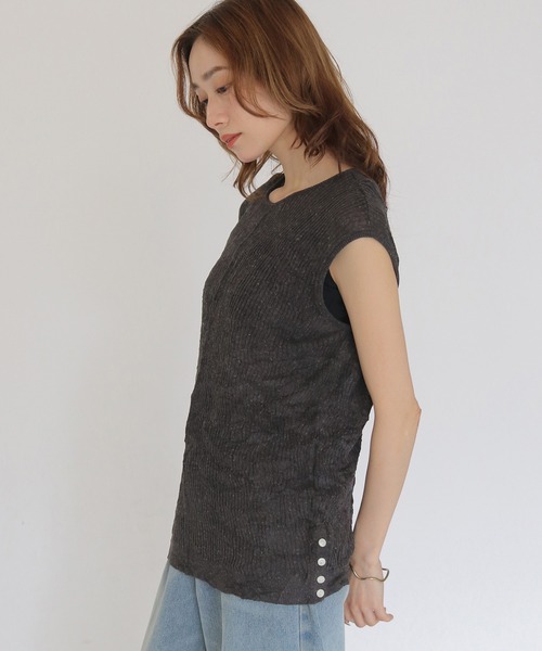 CLEIO(クレイオ)の「【CLEIO】リンクルシアーニットトップス WRINKLE SHEER KNIT TOPS(Tシャツ/カットソー・レディース・アイボリー/チャコールグレー/ベージュ/レッド/ライトグリーン・FREE)」の18枚目の写真