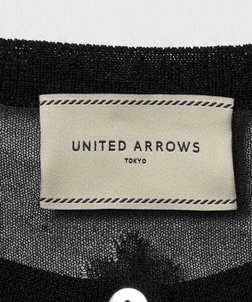 UNITED ARROWS（ユナイテッドアローズ）の「シアー フラワー カーディガン ‐ウォッシャブル‐（カーディガン/ボレロ・レディース・オフホワイト/ブラック・FREE）」の4枚目の写真