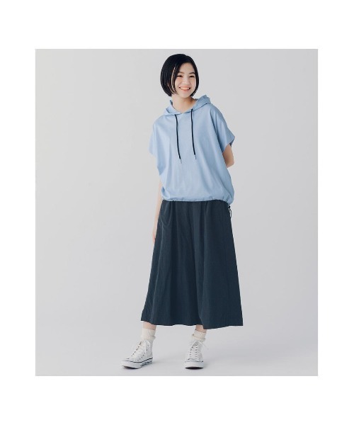 Belle Maison（ベルメゾン）の「【STANDARD me】裾スピンドルデザイン綿素材半袖Ｔシャツパーカ（Tシャツ/カットソー・キッズ・オフホワイト/ライトブルー・M/S/XS/XXS）」の5枚目の写真