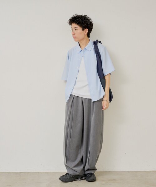 WHIMSIC(ウィムジック)の「【UNISEX】シアサッカーストライプシャツ(シャツ/ブラウス・メンズ・ブルー/グリーン/イエロー・FREE)」の4枚目の写真