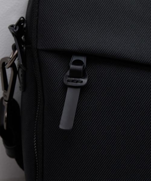 COMME CA MEN(コムサメン)の「【COMME CA MEN】オブリック ボディクロスバッグ 7136(ボディバッグ/ウエストポーチ・メンズ・ブラック/ネイビー・FREE)」の9枚目の写真
