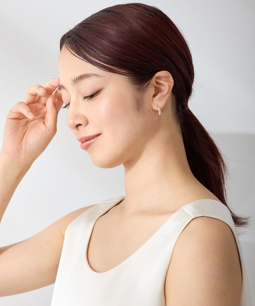 CALIN STANDARD(カリンスタンダード)の「◆金属アレルギー対応◆◆made in japan◆ 【高品質ポスト】【純金・純銀厚メッキ】ダブルライン ジルコニアセラミックポストピアス(ピアス(両耳用)・レディース・シルバー/ゴールド/ピンクゴールド・FREE)」の6枚目の写真