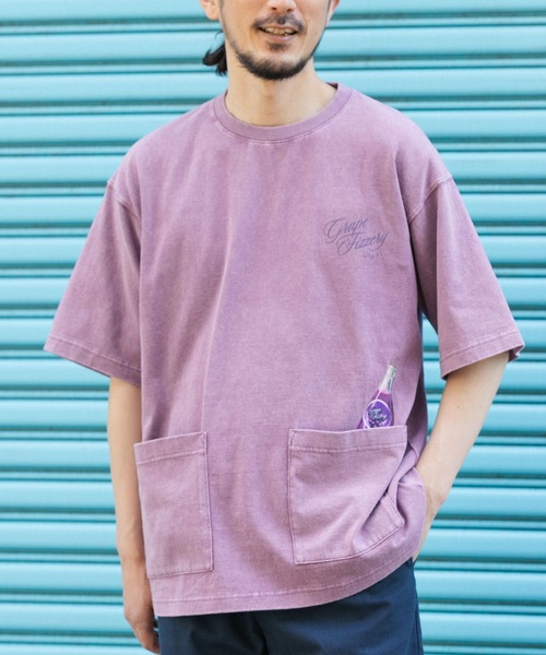 ITEMS URBANRESEARCH(アイテムズ アーバンリサーチ)の「USEDライクビバレッジプリントTシャツ(Tシャツ/カットソー・メンズ・パープル/ミント/ブラック・MEDIUM/LARGE)」の3枚目の写真