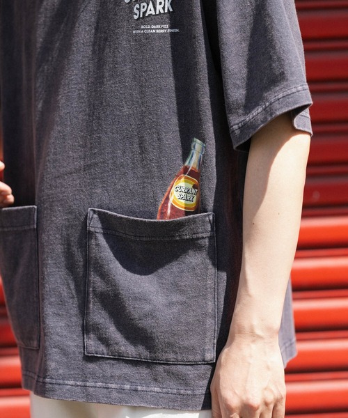 ITEMS URBANRESEARCH(アイテムズ アーバンリサーチ)の「USEDライクビバレッジプリントTシャツ(Tシャツ/カットソー・メンズ・パープル/ミント/ブラック・MEDIUM/LARGE)」の11枚目の写真