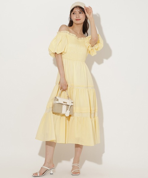 AND COUTURE(アンドクチュール)の「ピンタックティアードワンピース(ワンピース・レディース・ブラック/イエロー/オフホワイト・FREE)」の3枚目の写真