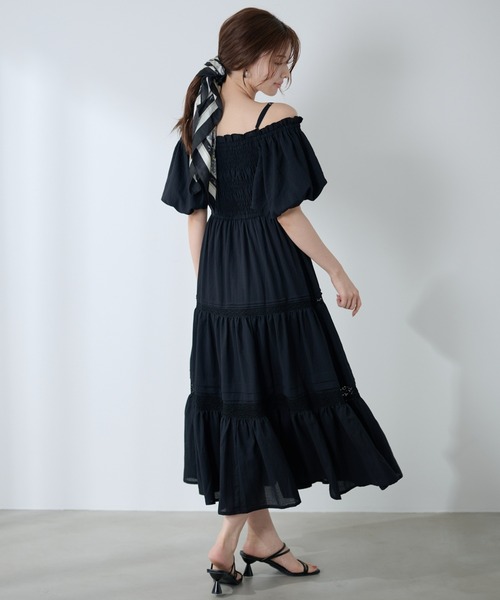 AND COUTURE(アンドクチュール)の「ピンタックティアードワンピース(ワンピース・レディース・ブラック/イエロー/オフホワイト・FREE)」の21枚目の写真