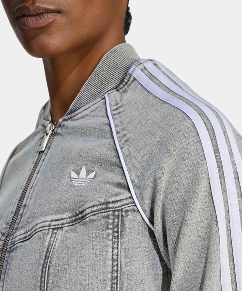 adidas(アディダス)の「SST デニム コルセット トラックトップ / ジャージ / トラックジャケット / アディダスオリジナルス adidas Originals(ジャージ・レディース・グレー・LARGE/MEDIUM/SMALL/X-LARGE/XX-LARGE/3XL)」の3枚目の写真