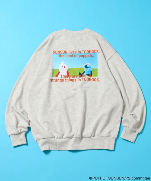 FREAK'S STORE（フリークスストア）の「【パペットスンスン】 バックプリントスウェット 限定展開（スウェット・レディース・ナチュラル/ライトグレー/チャコールグレー・ONE SIZE）」の9枚目の写真
