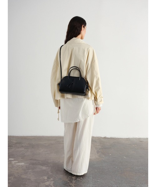 OLEND（オレンド）の「Mini Brooklyn Bag（ハンドバッグ・レディース・ブラウン/ブラック・FREE）」の4枚目の写真