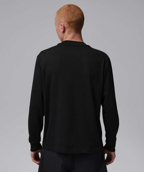 JORDAN BRAND（ジョーダンブランド）の「ジョーダン スポーツ メンズ Dri-FIT ゴルフ ロングスリーブ モックネック スウェットシャツ / Jordan Sport Men's Dri-FIT Golf Long-Sleeve Mock Neck Sweatshirt IF2934-010 Black（スウェット・メンズ・ブラック・2XL/XL/S/M/L）」の2枚目の写真
